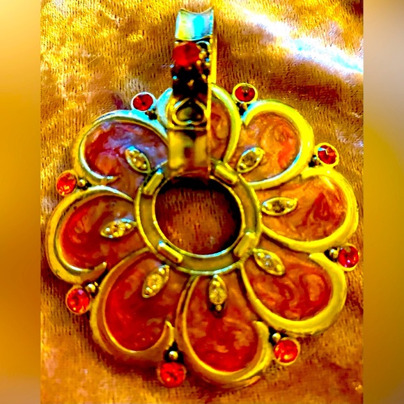 Vintage Extra Large Flower Pendant with Gemstones and Large Clasp for Chains - Picture 1 of 3